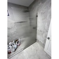 Frameless Single Panel Fluted Glass Square Corner